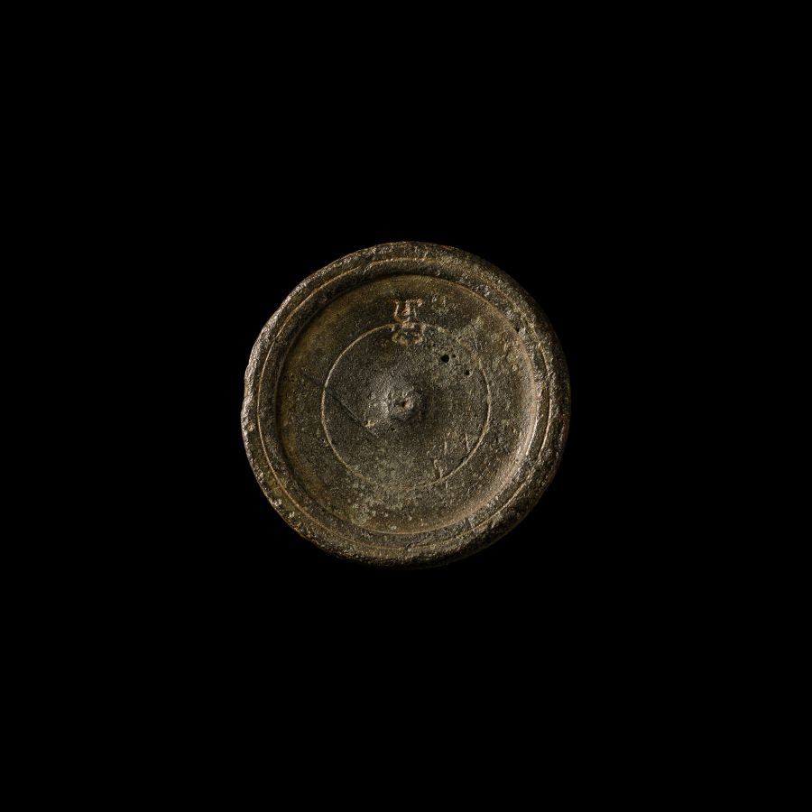 Tudor Palimpsest 2 Ounce Weight