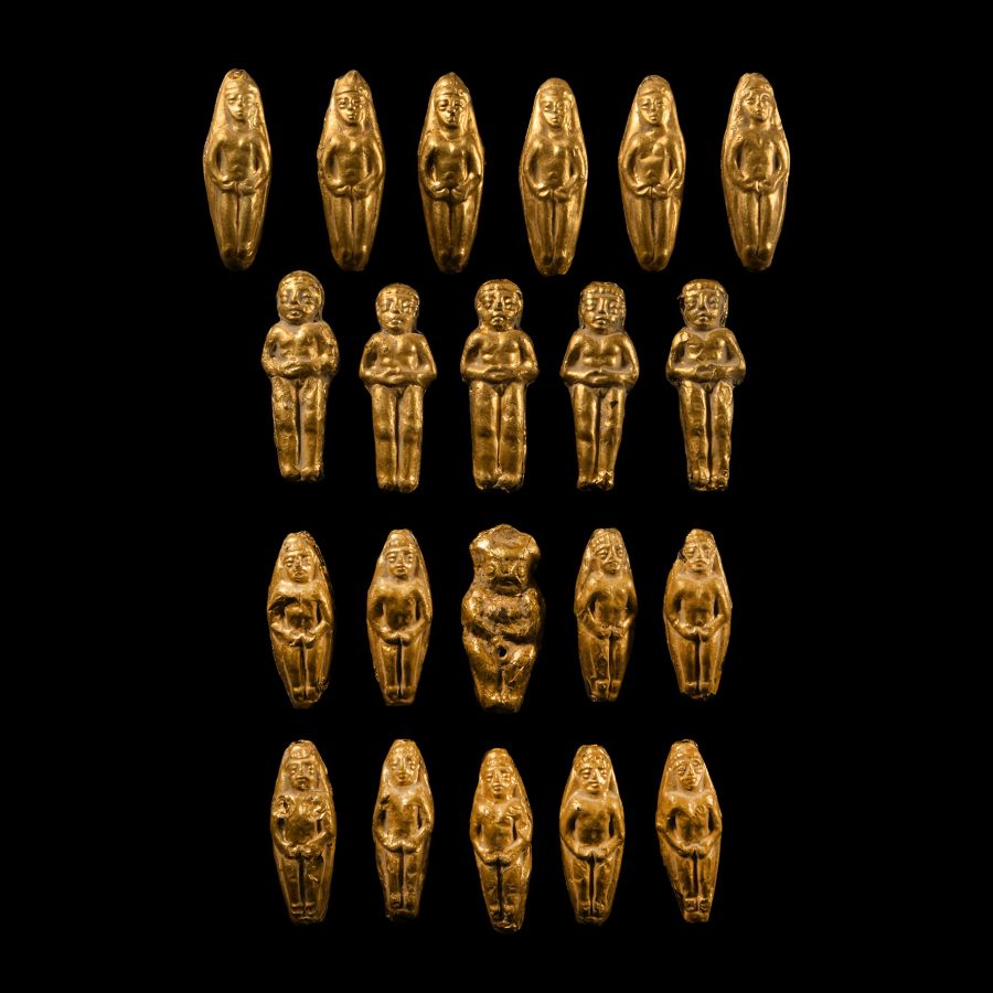 Gandharan Gold Clad Figural Buddha Bead Group