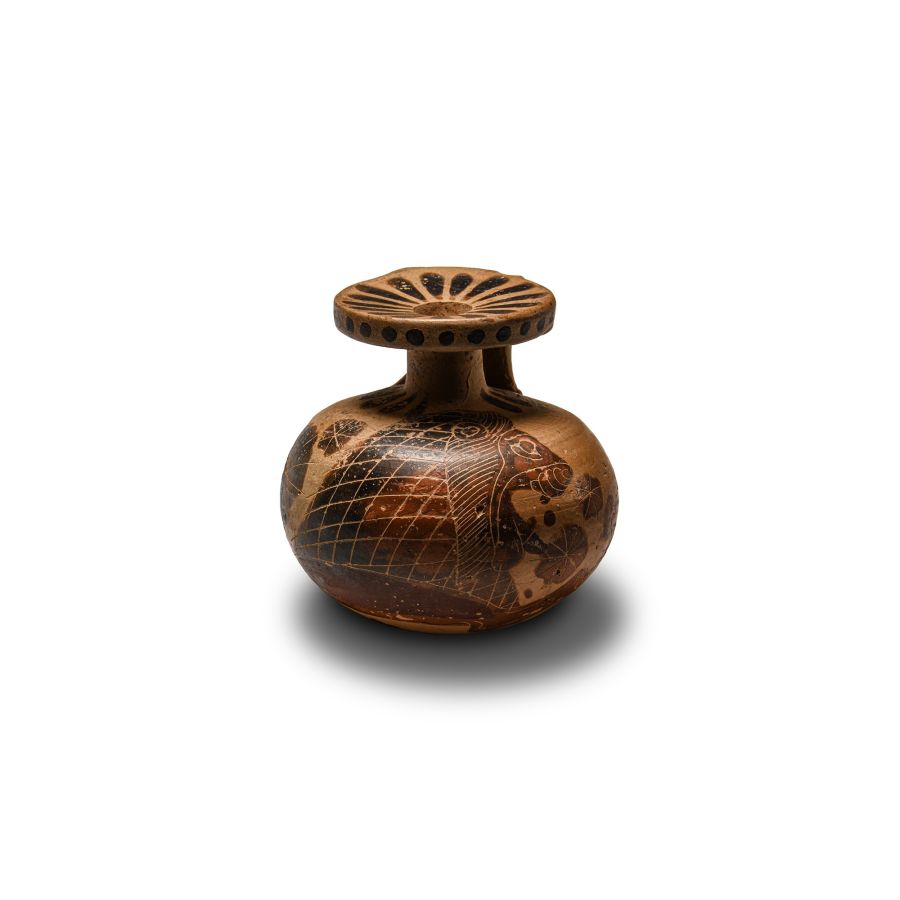 Corinthian Black-Figure Aryballos with a Lion