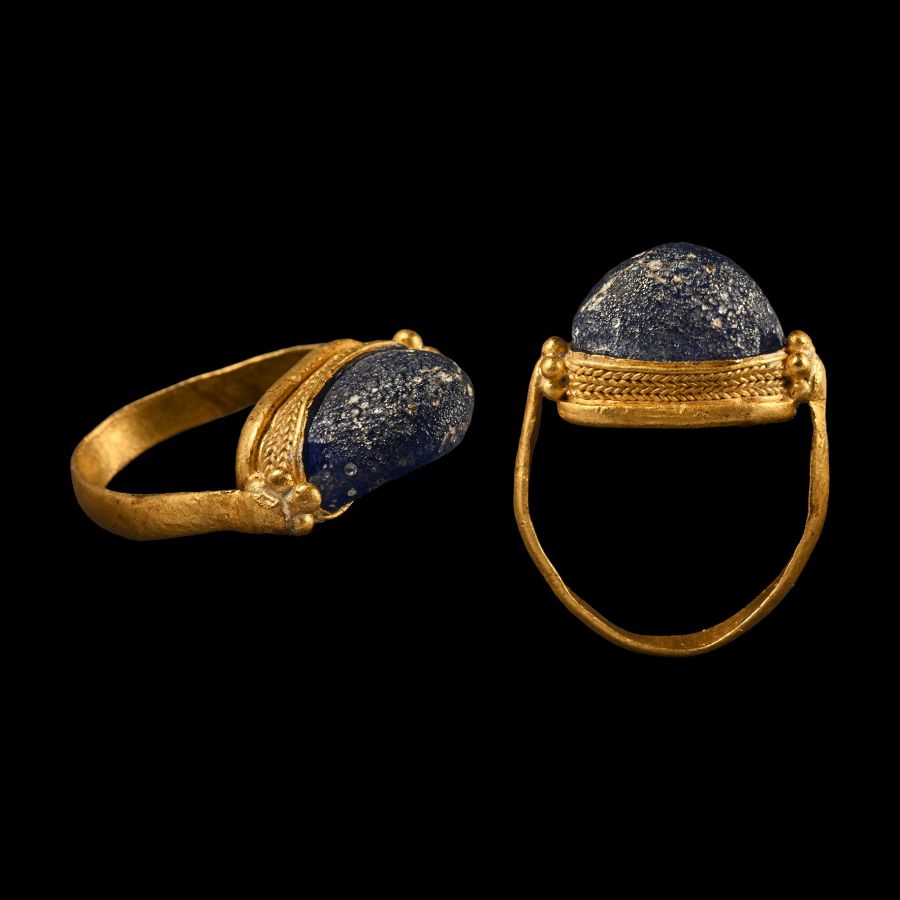 Romano-Parthian Gold and Glass Ring