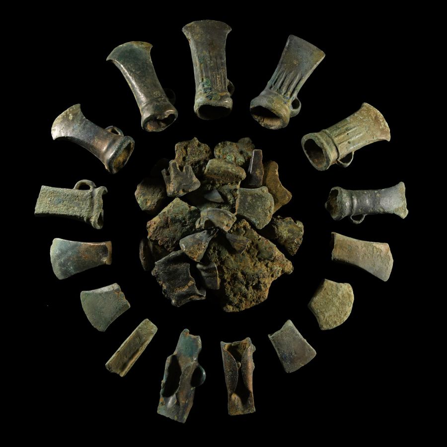 'The Braintree' Bronze Age Axehead and Foundry 'Carp's Tongue/Ewart Phase' Hoard