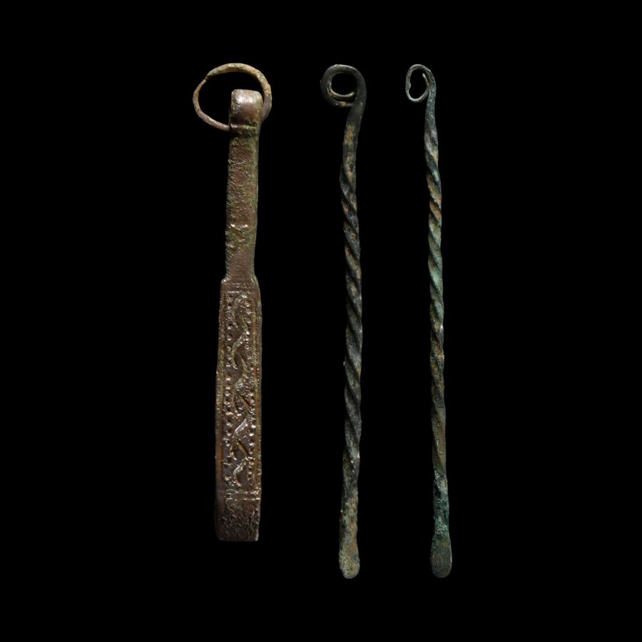 Western Asiatic Bronze Medical Implement Group