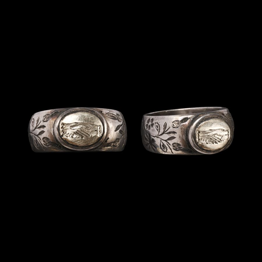 Georgian Silver 'IN BUEN ESPOER' Clasped Hands Ring