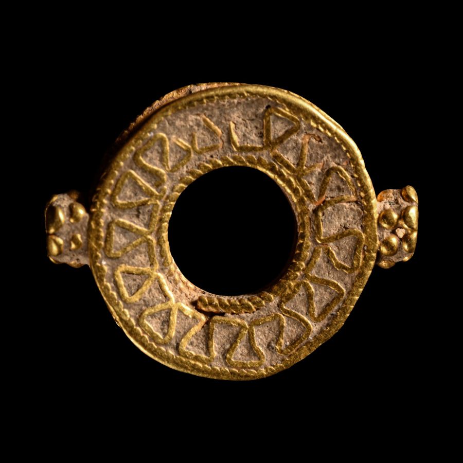Medieval Decorated Gold Bead