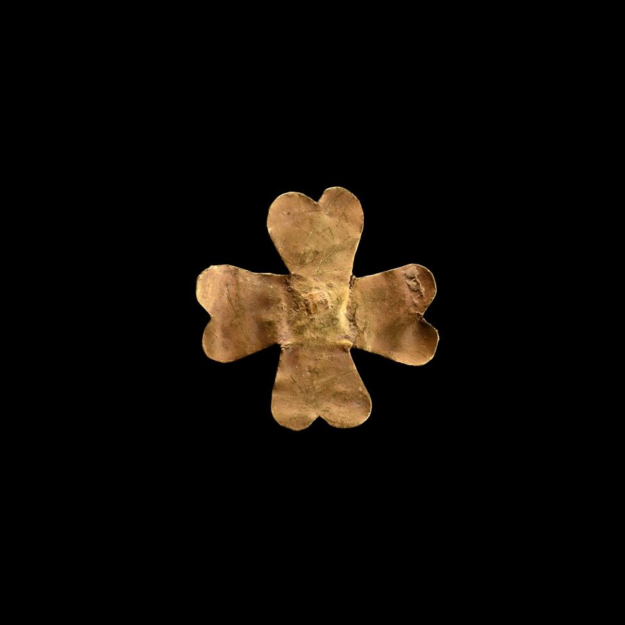 Medieval Gold Floral Cross Pilgrim's Mount