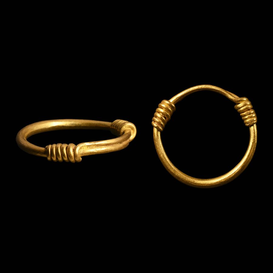 Viking Age Viking Age Gold Coiled Wire Ring