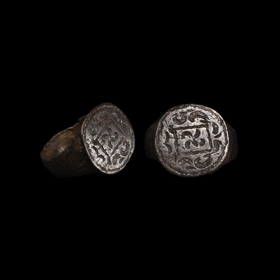 Tudor Period Bronze Signet Ring