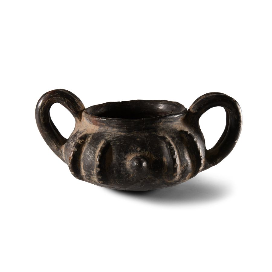 Etruscan Bucchero Kantharoid Vessel