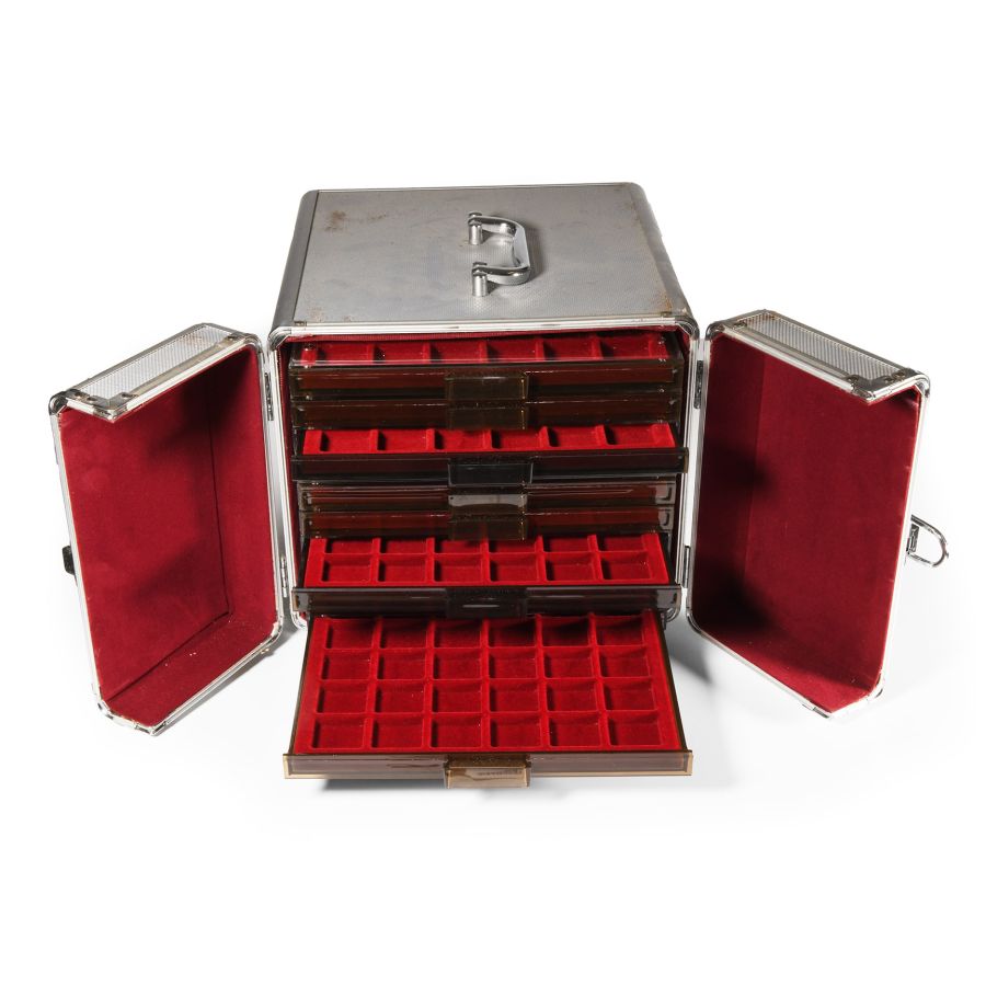Cabinets & Accessories - 10 Linder Coin Trays in Carry Case