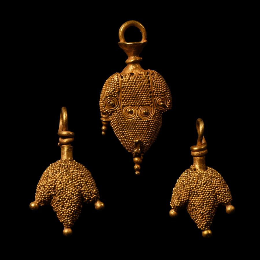 Roman Gold 'Bunched Grape' Jewellery Set