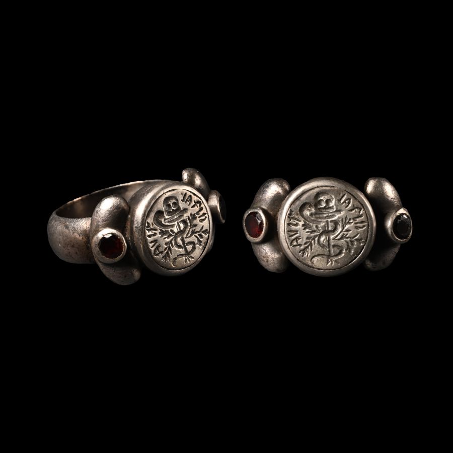 French Silver 'Consider the End' Memento Mori Skull Ring