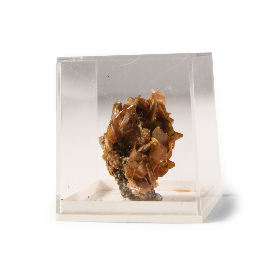 Natural History - Historic Wolfenite Crystal Formation