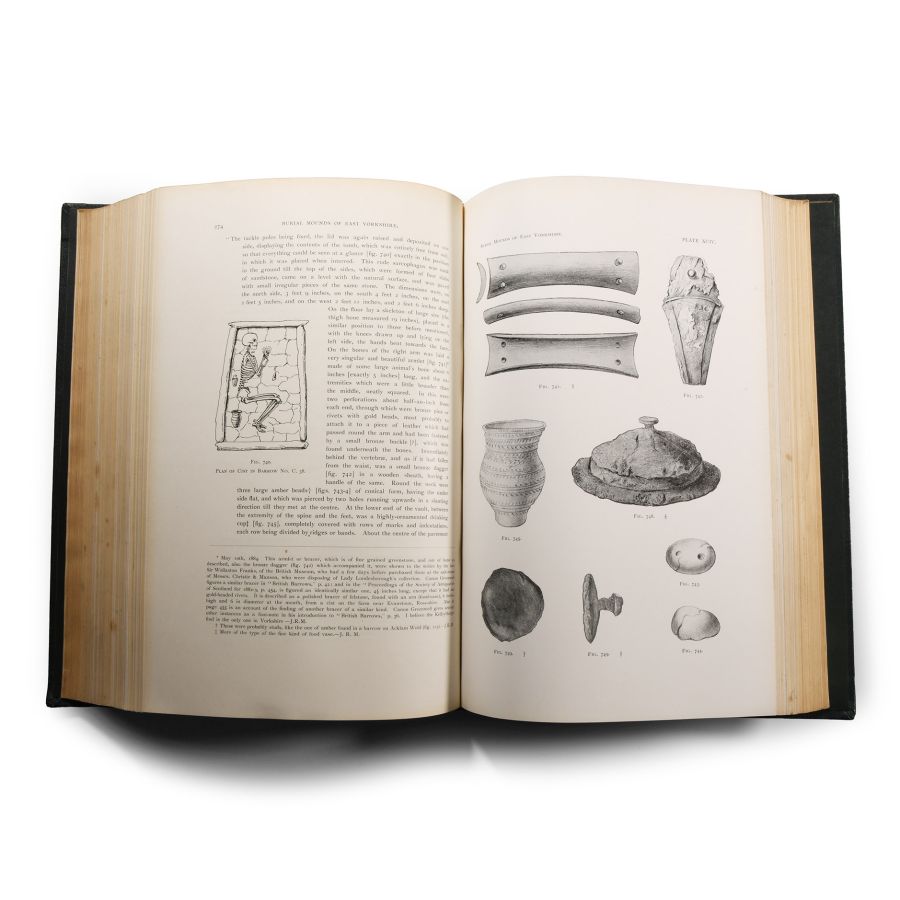 Archaeological Books - Mortimer - Forty Years' Researches in British and Saxon Burial Mounds of East Yorkshire