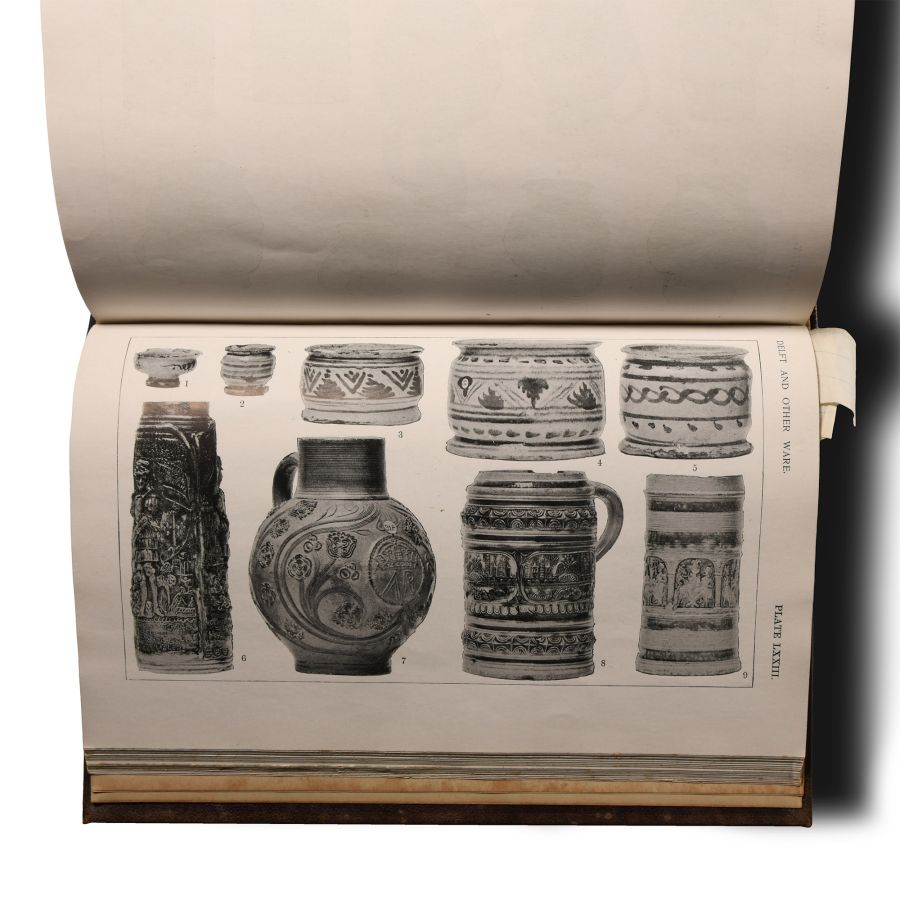 Archaeological Books - Welch - Catalogue of the Collection of London Antiquities in the Guildhall Museum