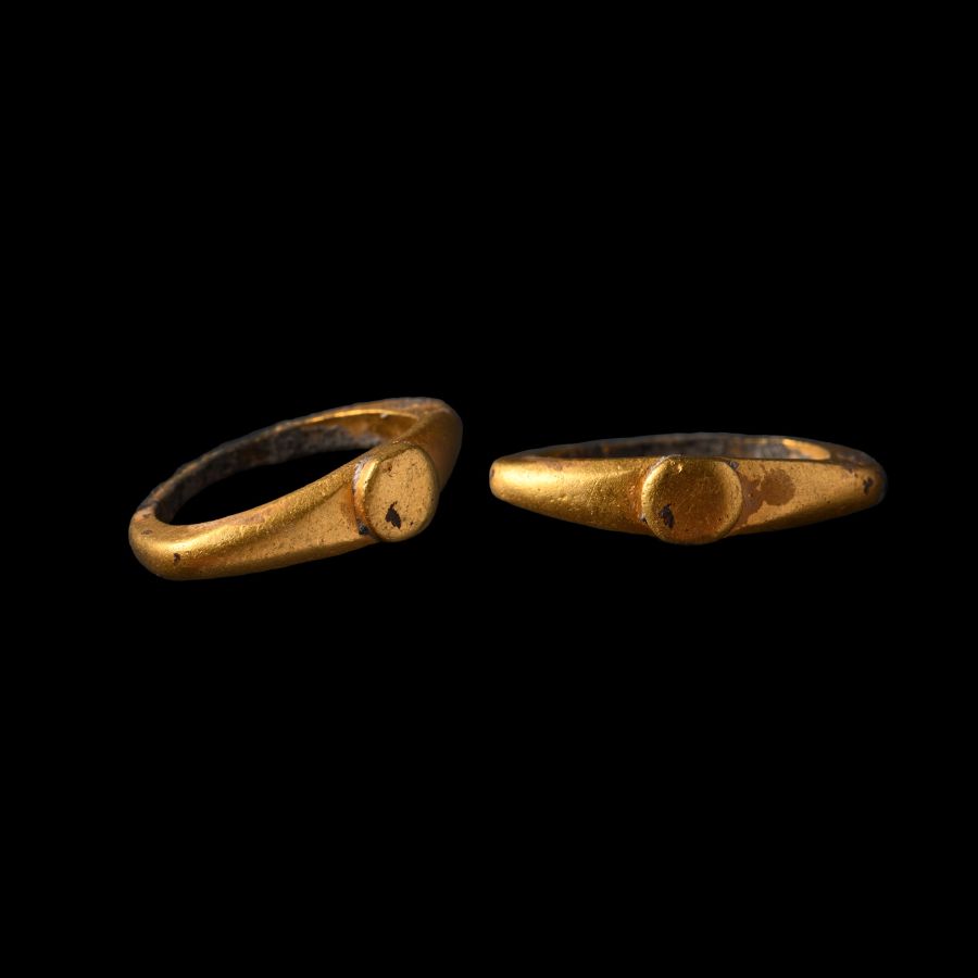 Roman Gold Ring
