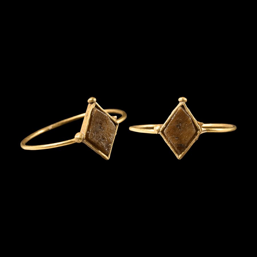 Medieval Gold Ring with Inlay