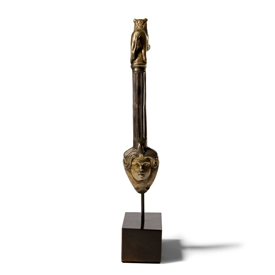 Post Classical Gilt Silver Handle with Lion and Mask