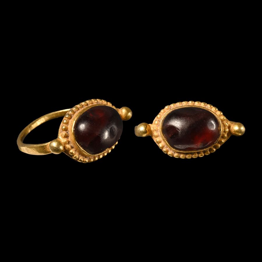 Western Asiatic Garnet-Set Gold Ring