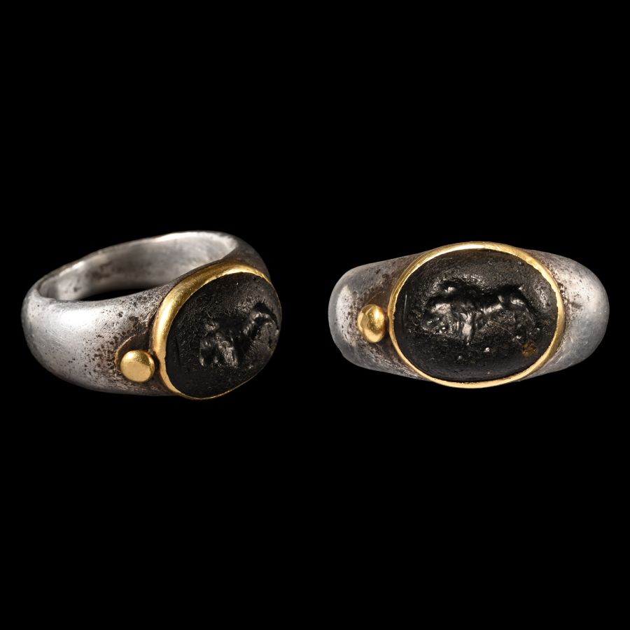 Sassanian Silver Ring with Animal Gemstone
