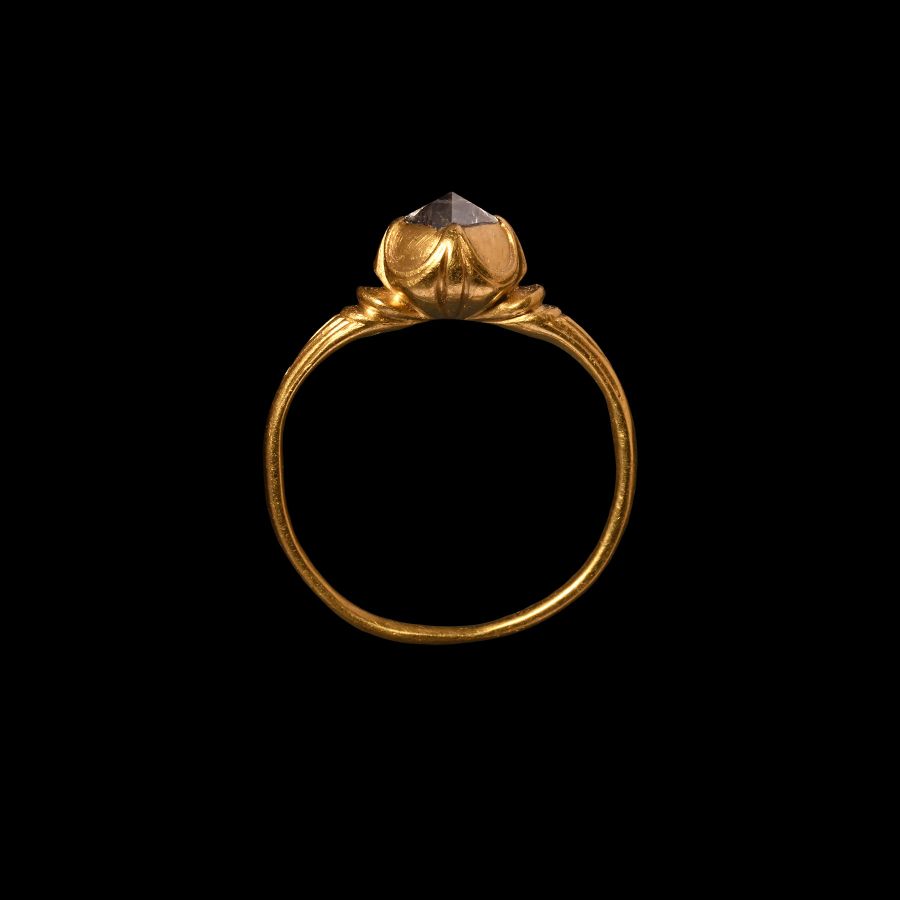 Elizabethan Period Gold Ring with Polished Natural Diamond Crystal