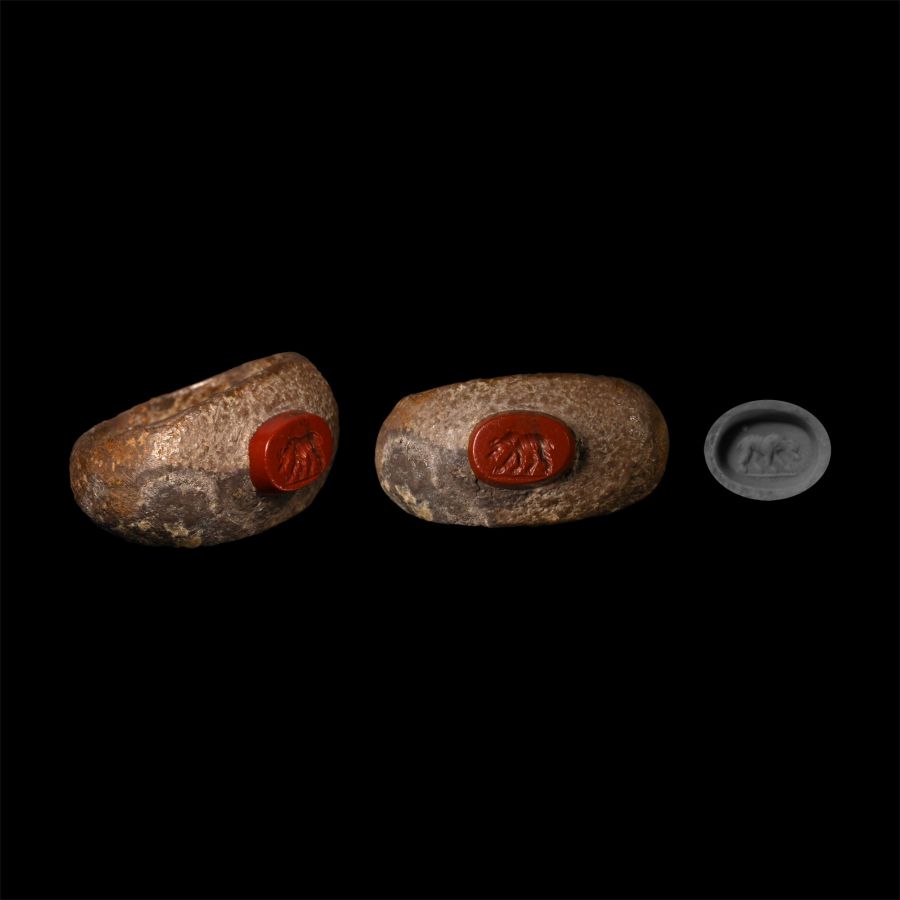 Roman Silver Ring with Hound Gemstone