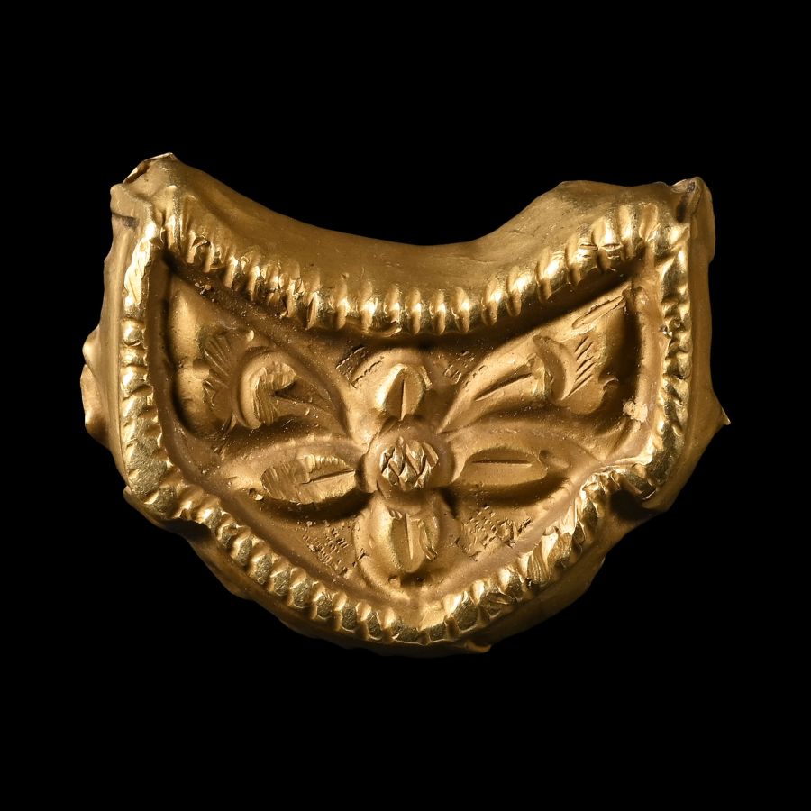 Medieval Gold Dagger Escutcheon
