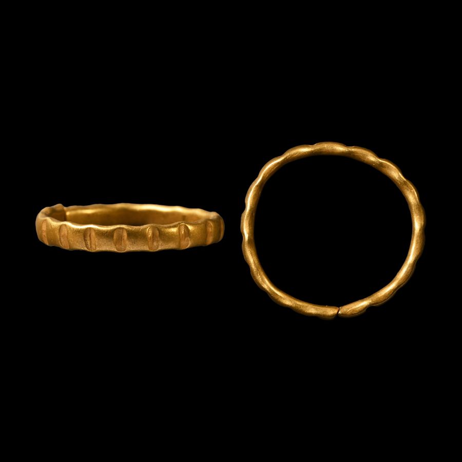 Roman Gold Barred Ring