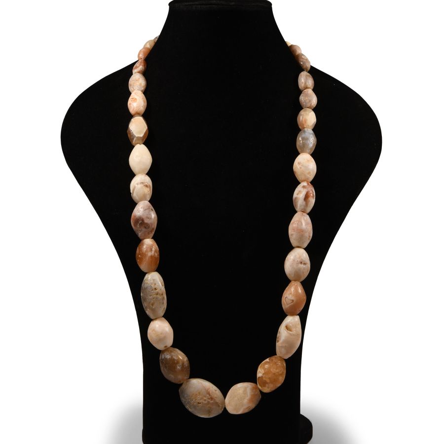 Western Asiatic Large Agate Bead Necklace