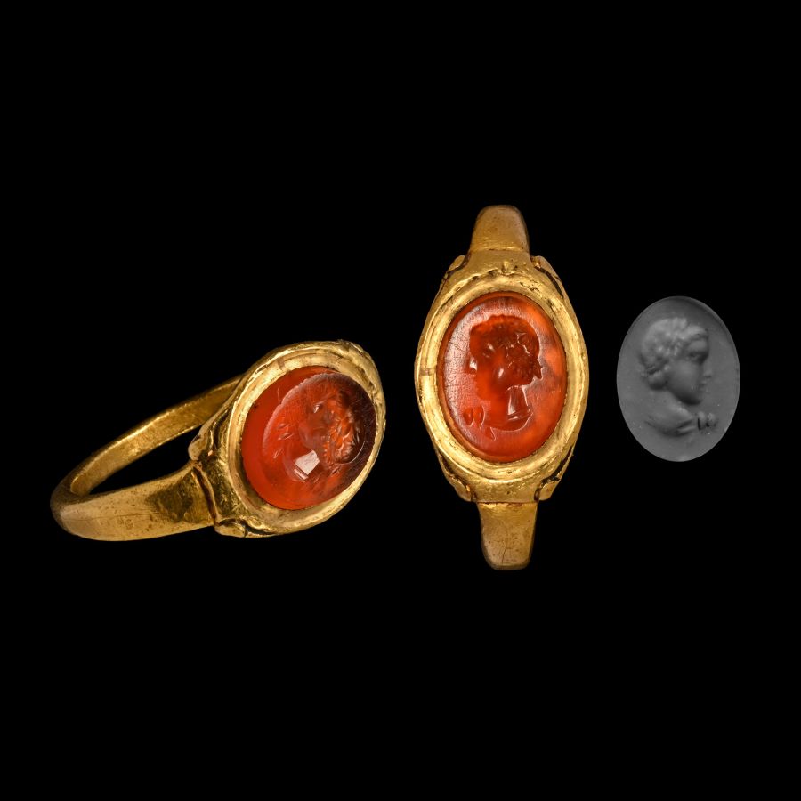 Roman Gold Ring with Portrait Gemstone
