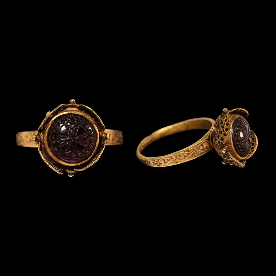 Byzantine Gold Rose Turreted Ring with Cross Gemstone