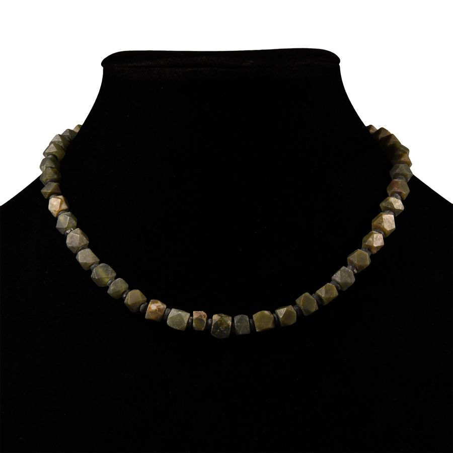 Facetted Hardstone Bead Necklace