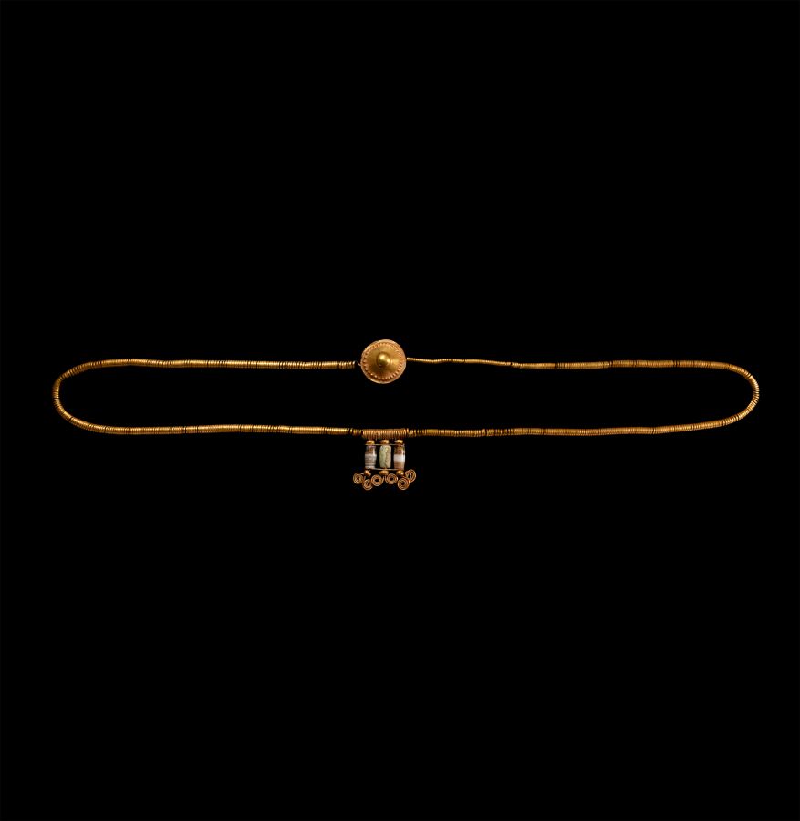 Bactrian Gold Coiled Wire Necklace with Pendant