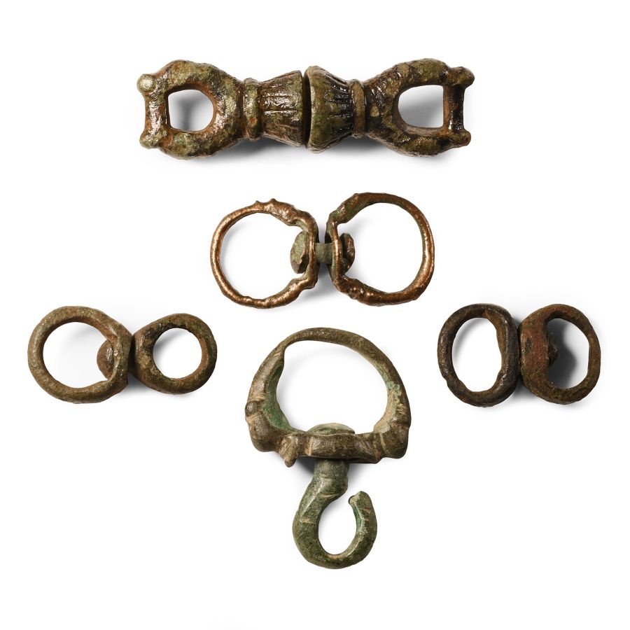 Norman Bronze Hunting Dog or Falcon Leash Swivel Group