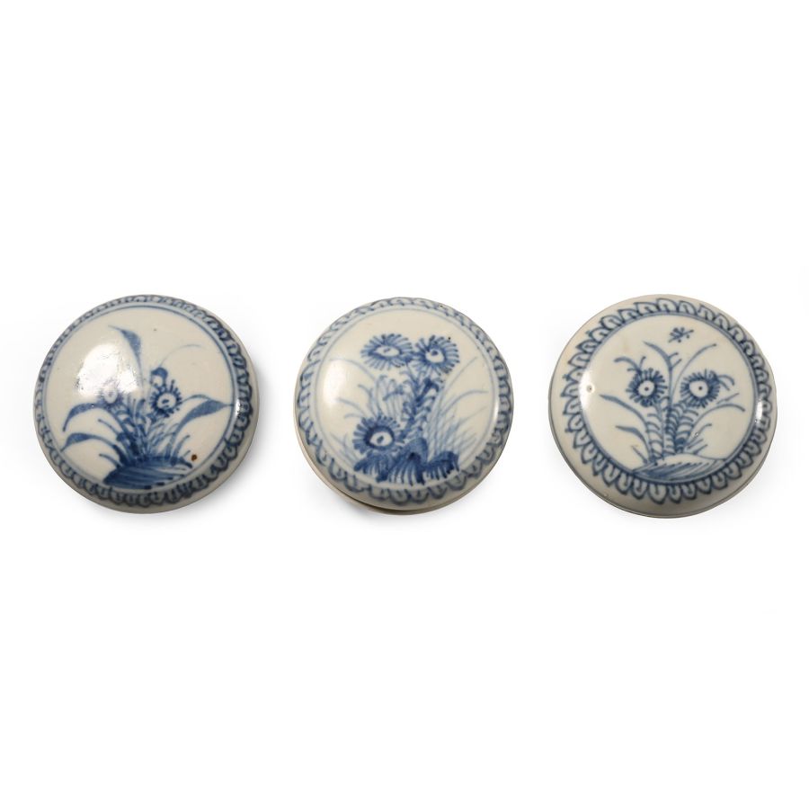 Ca Mau Cargo Shipwreck Glazed Blue and White Lidded Box Set of Three