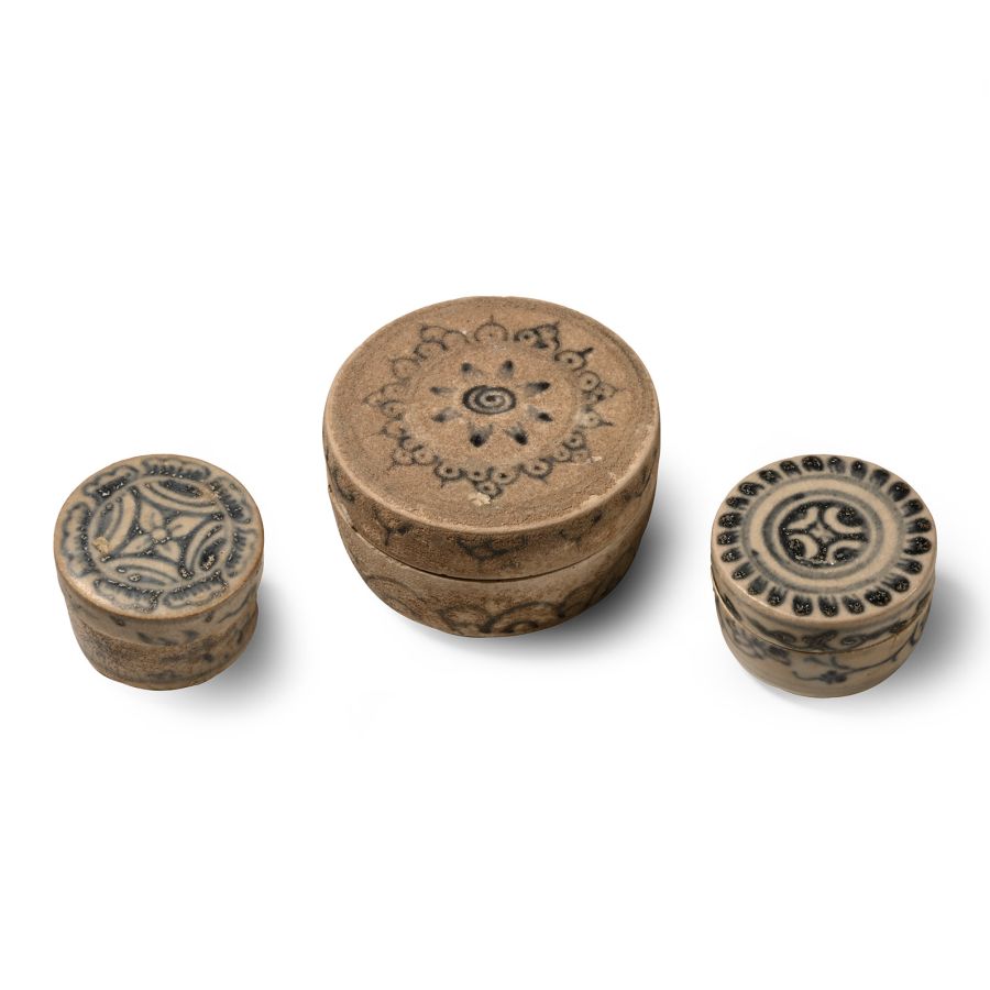 Hoi An Cargo Shipwreck Glazed Blue and White Lidded Box Collection