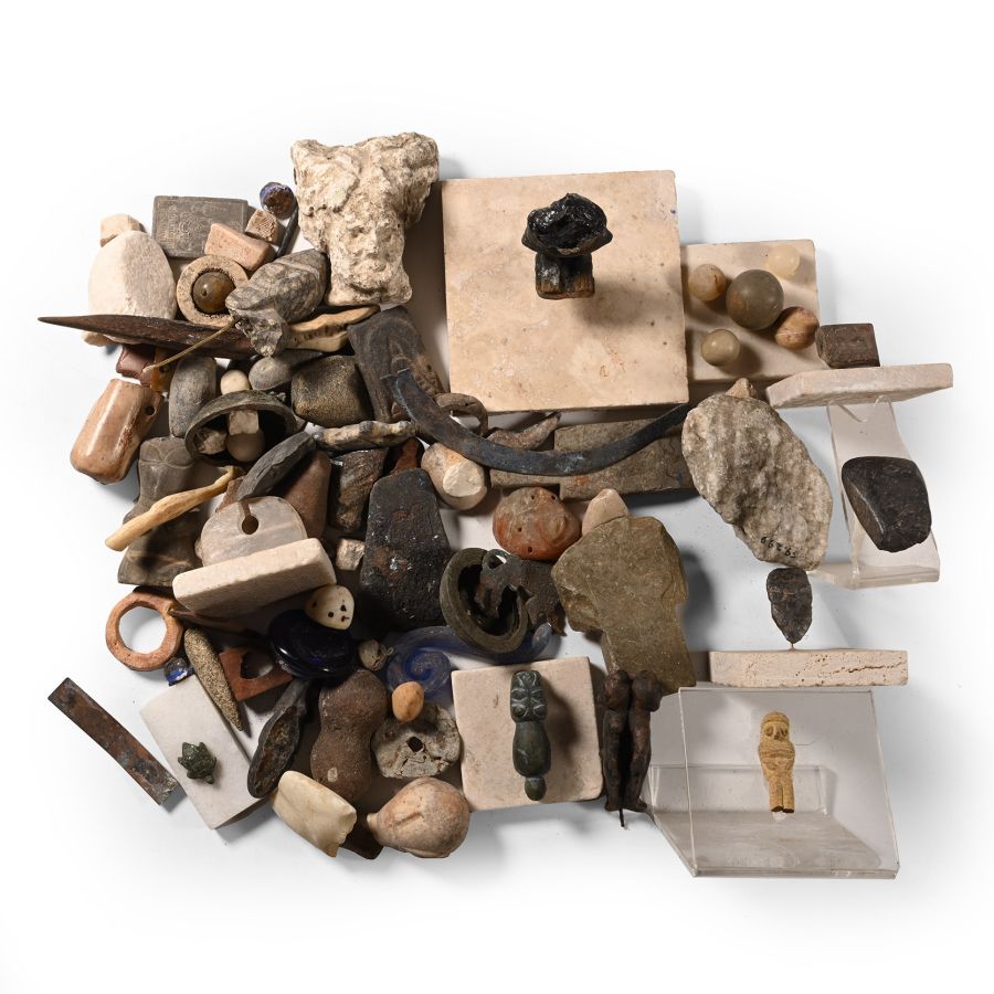Mixed Artefact Group