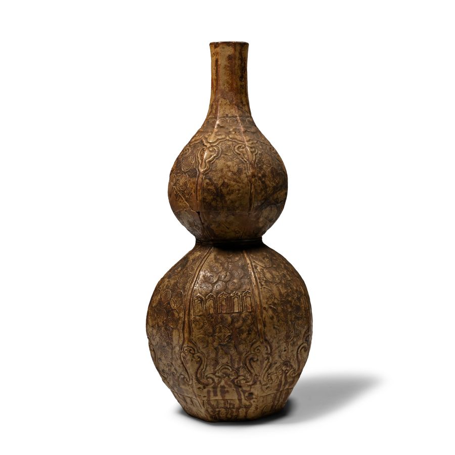 Chinese Green Glazed Vessel