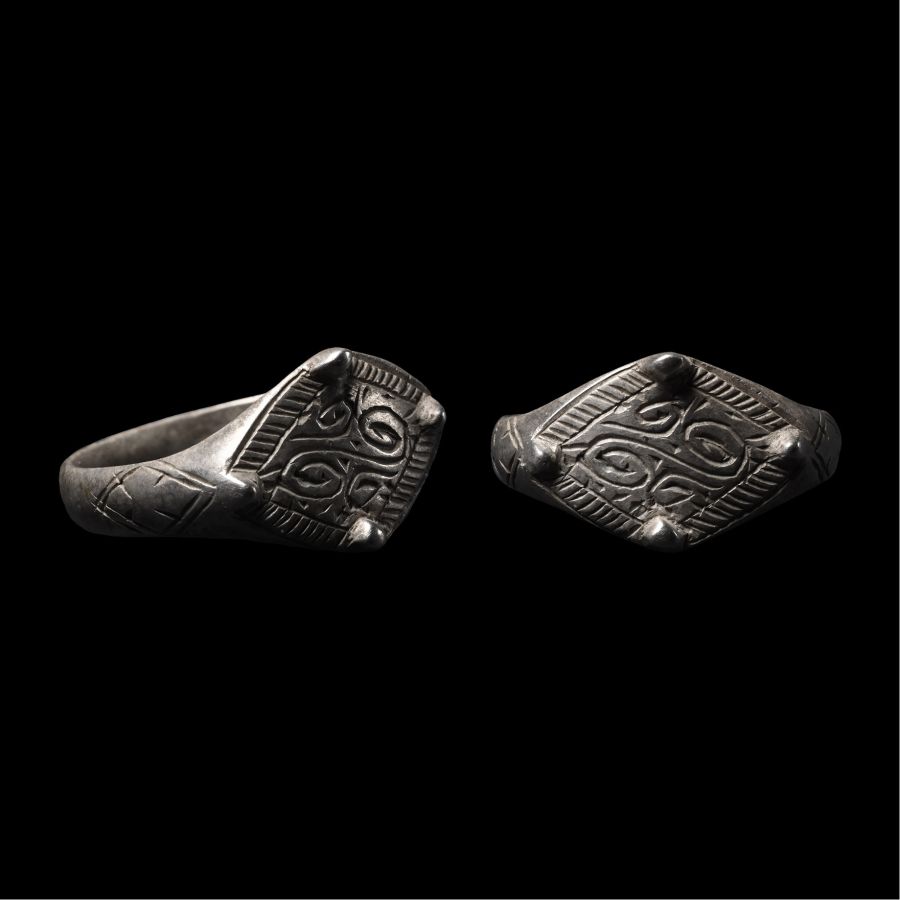 Medieval Silver Ring with Lozenge-shaped Bezel