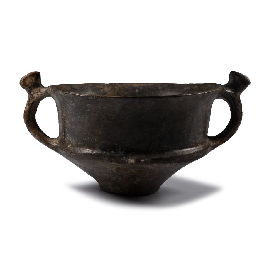 Villanovan Terracotta Impasto Kylix with Zoomorphic Finials