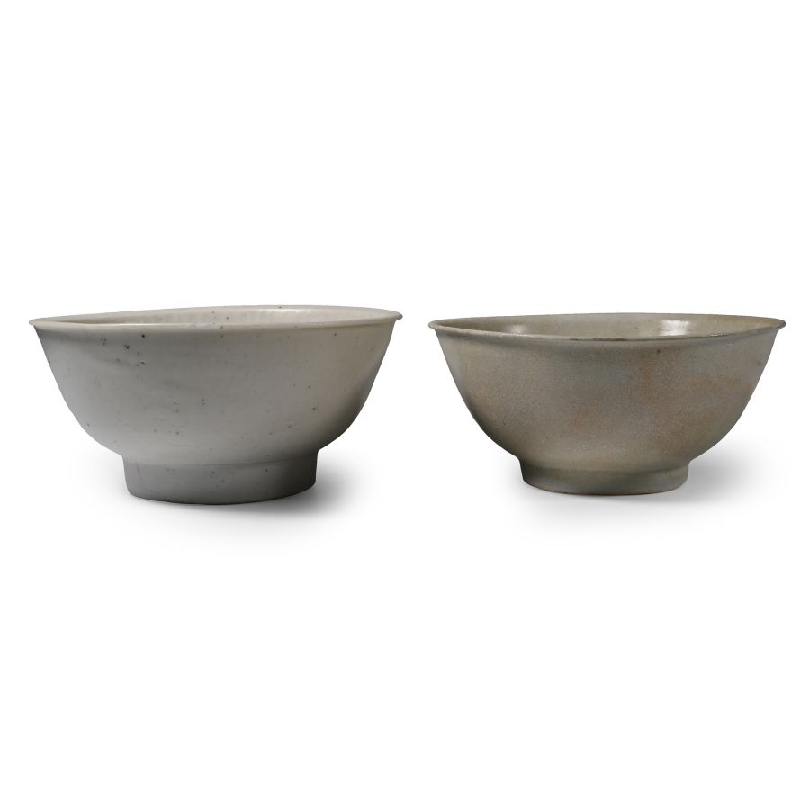 Large Tek Sing Treasure Shipwreck Glazed Blue and White Bowl Pair