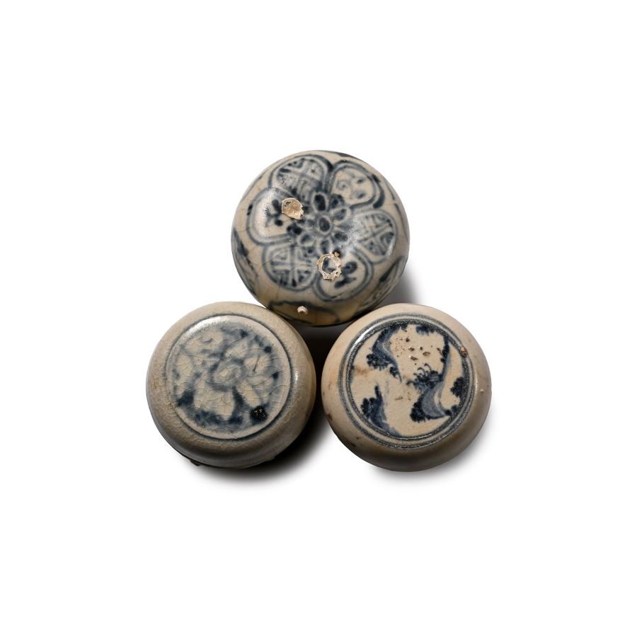 Hoi An Cargo Shipwreck Glazed Blue and White Lidded Box Collection