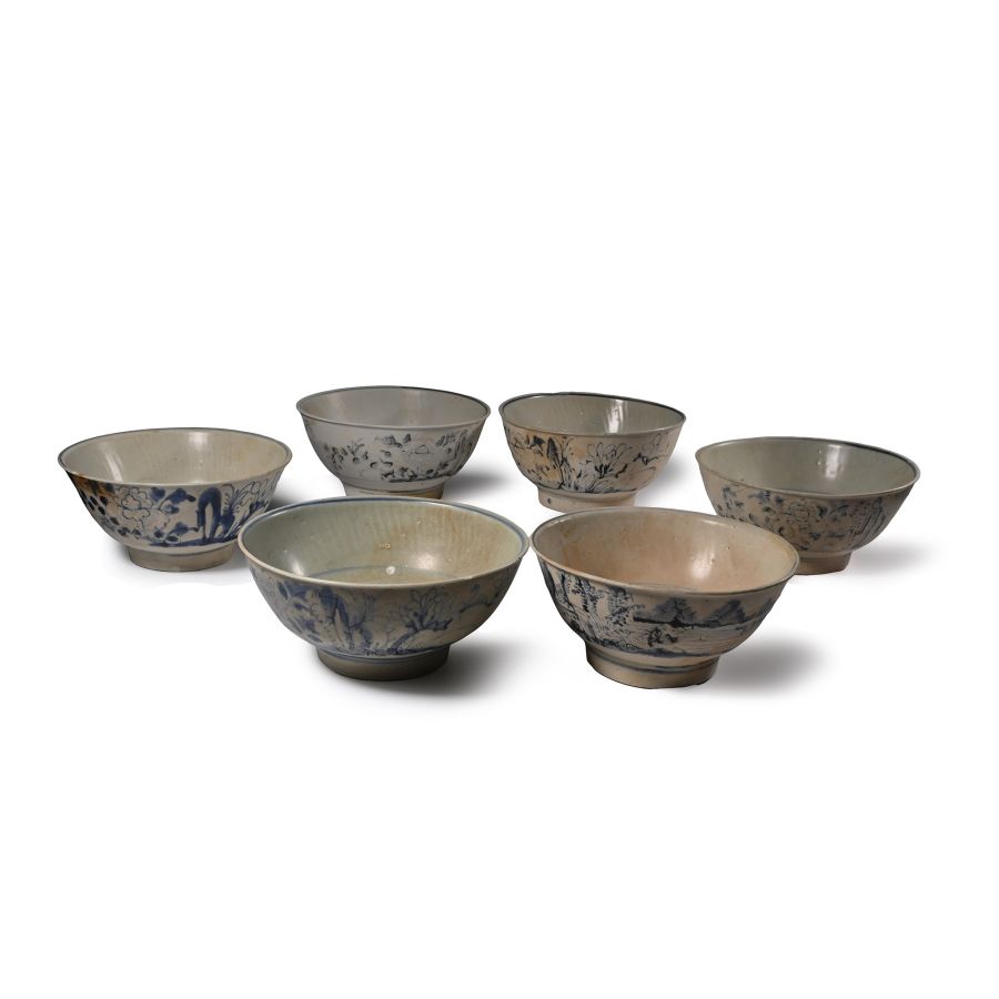 Large Tek Sing Treasure Shipwreck Glazed Blue and White Bowl Set