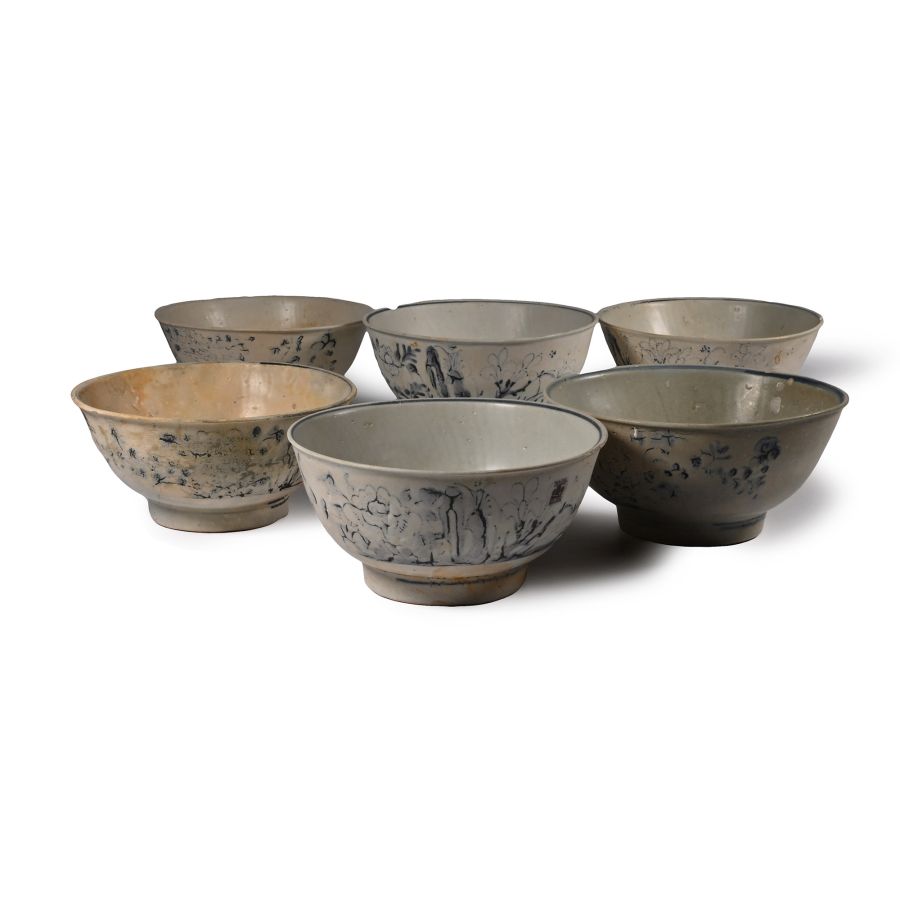 Large Tek Sing Treasure Shipwreck Glazed Blue and White Bowl Set