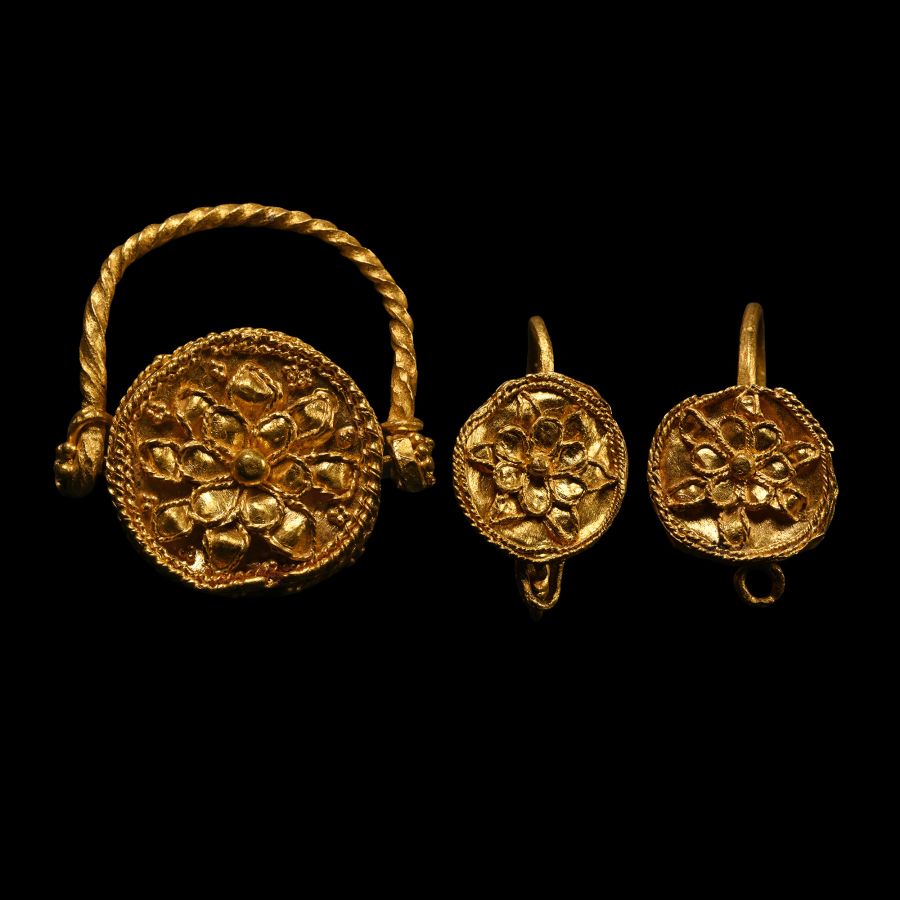 Greek Gold Ring and Earring Set with Rosettes
