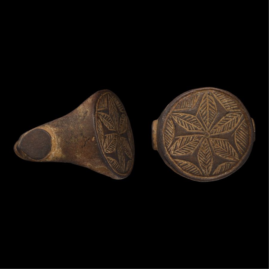 Large Medieval Decorated Bronze Signet Ring