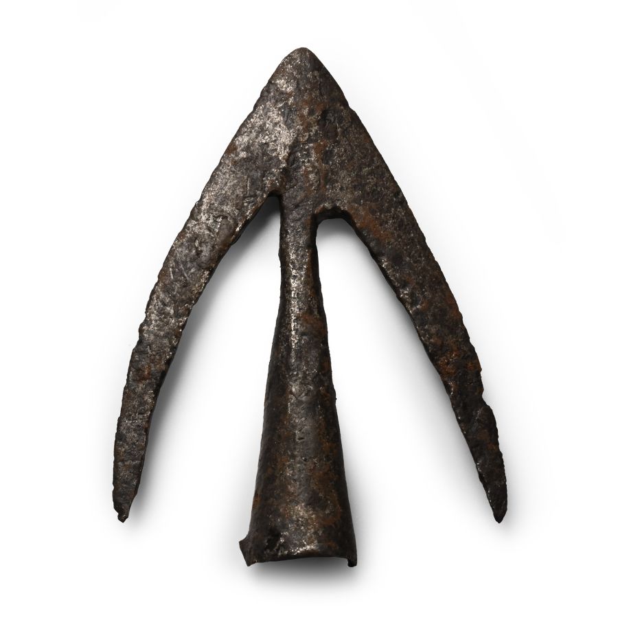 Medieval Iron Swallow-Tailed Arrowhead