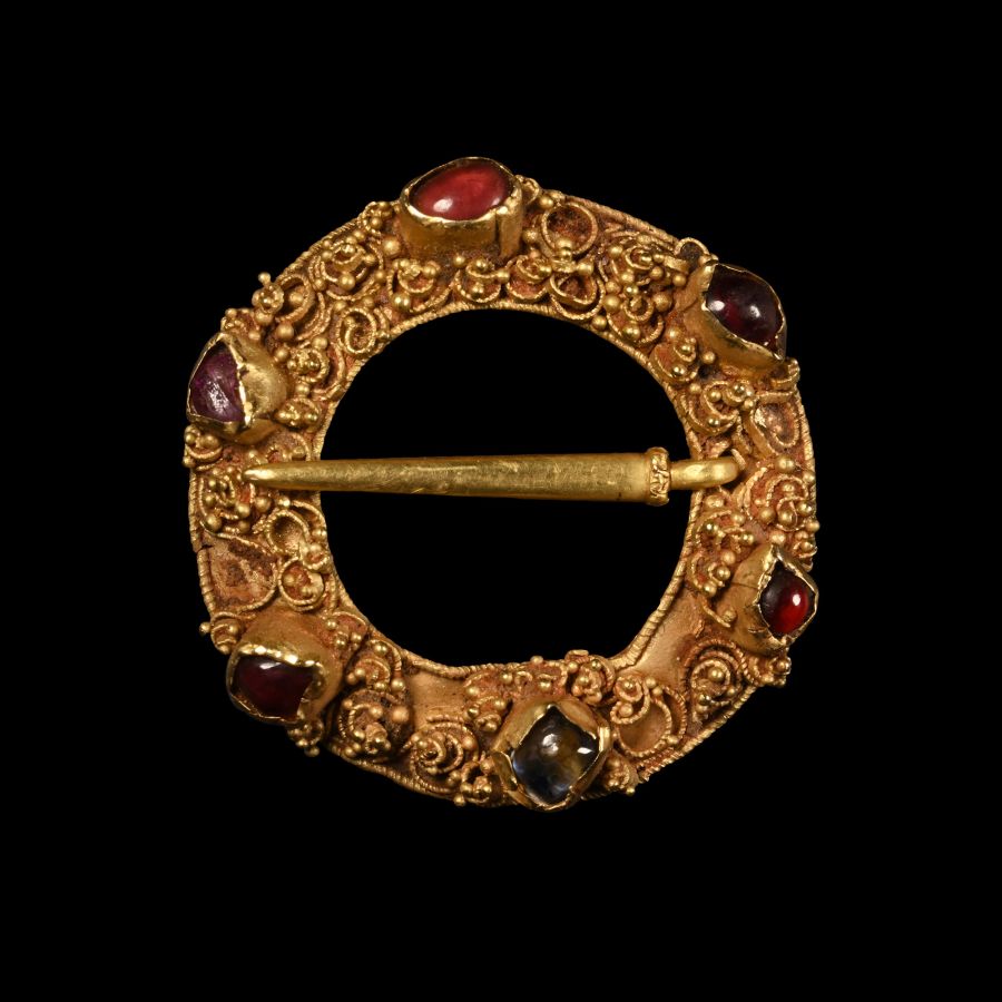 'The Eastchurch' Medieval Gold Gem-Set Annular Brooch