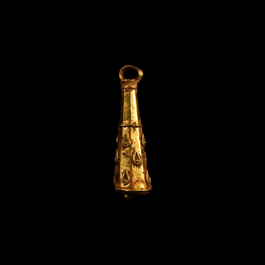 Roman Gold Herakles Club Pendant