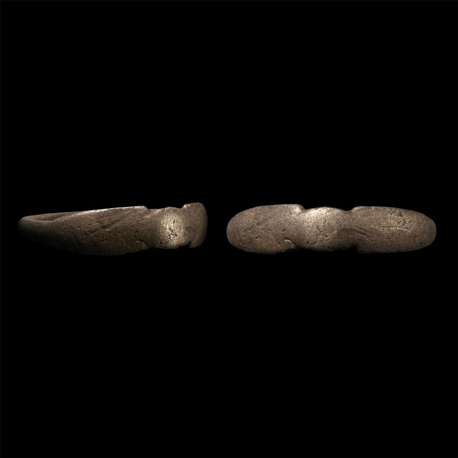Roman Silver D-Shaped Ring