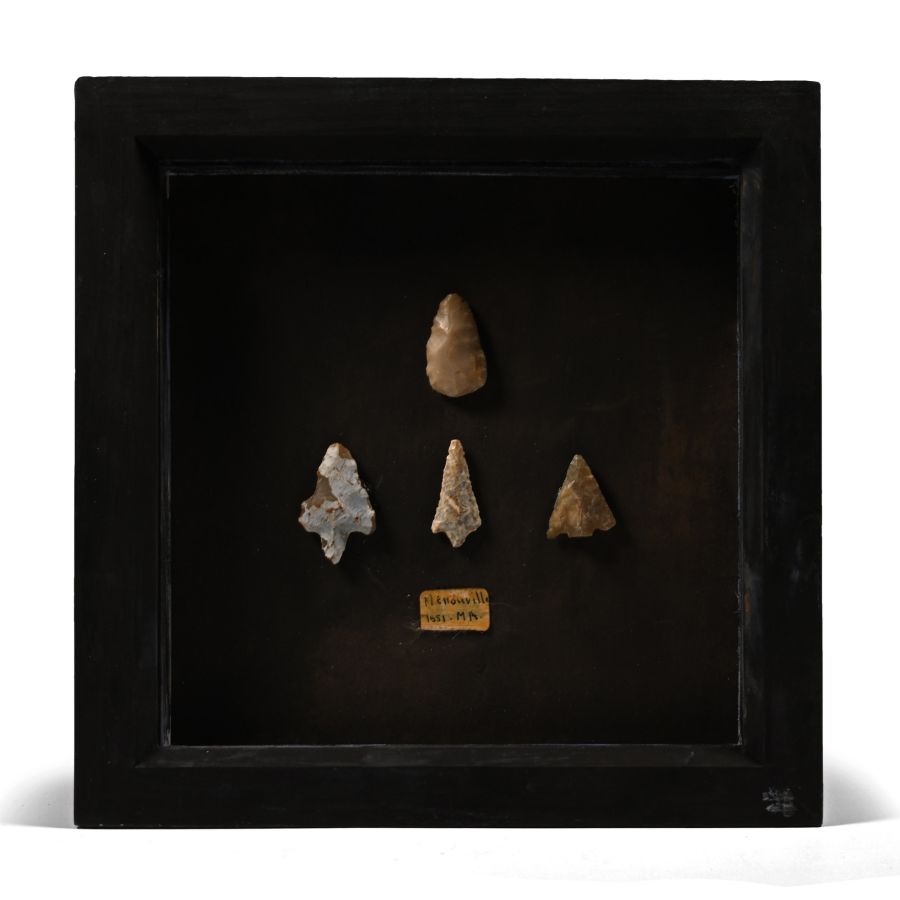 Published French Stone Age Arrowhead Group